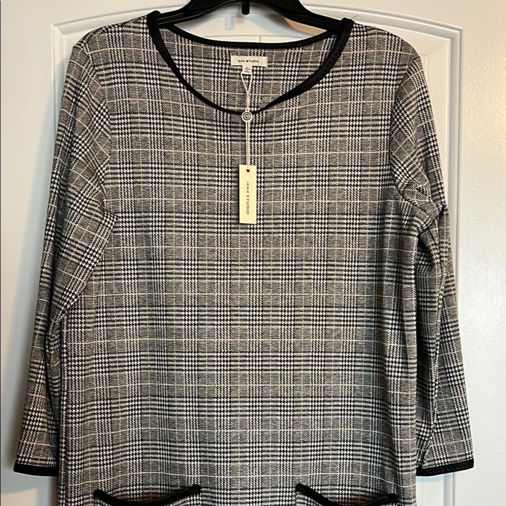 Black and White Plaid Women's Top
